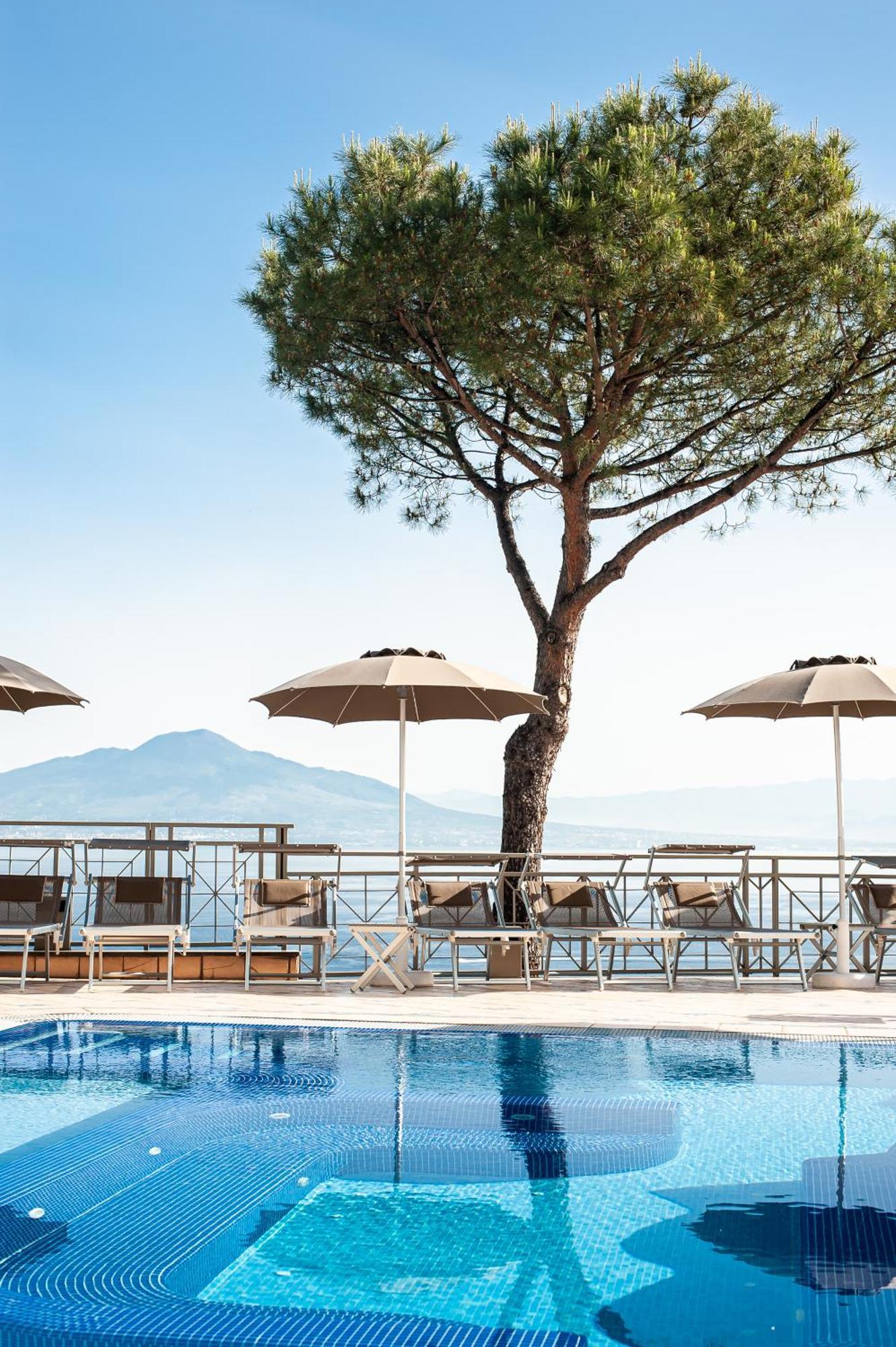 Grand Hotel President Sorrento Esterno foto